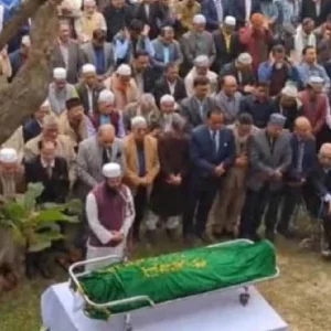 Adviser Hassan Ariff’s 2nd namaj-e-janaza held