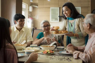 Having breakfast regularly helps to keep your diabetes in control.