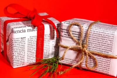 Use recycled newspaper to make minimal plastic free wrapping paper