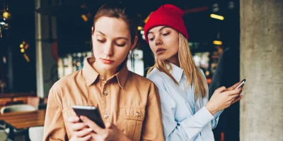 Archive chat usually appears at the top as soon as you receive a new message on WhatsApp