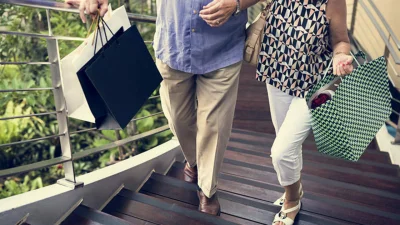 Osteoarthritis tends to cause knee pain when climbing up or down stairs
