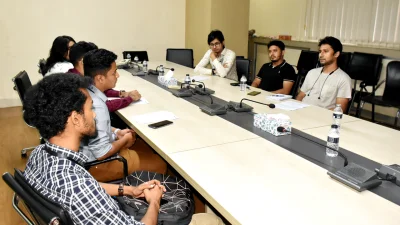 Discussion between Ittefaq and NNO representatives. Photo: Tanveer Ahammed