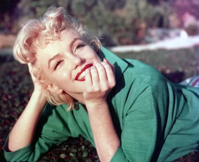 Monroe is an icon of fashion