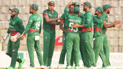 Hasan Mahmud is congratulated by teammates after having a wicket against Ireland in Sylhet on Thursday. Photo: Collected