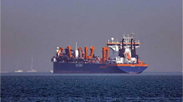 Oil prices jump, shares fall as conflict escalates